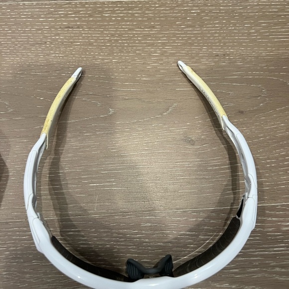 Oakley Radars Sunglasses (Unisex) - Picture 2 of 9